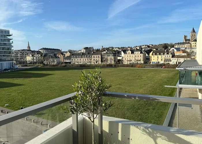 Presqu\'Ile, Appartement Neuf Avec Balcon, Salle De Gym Et Parking