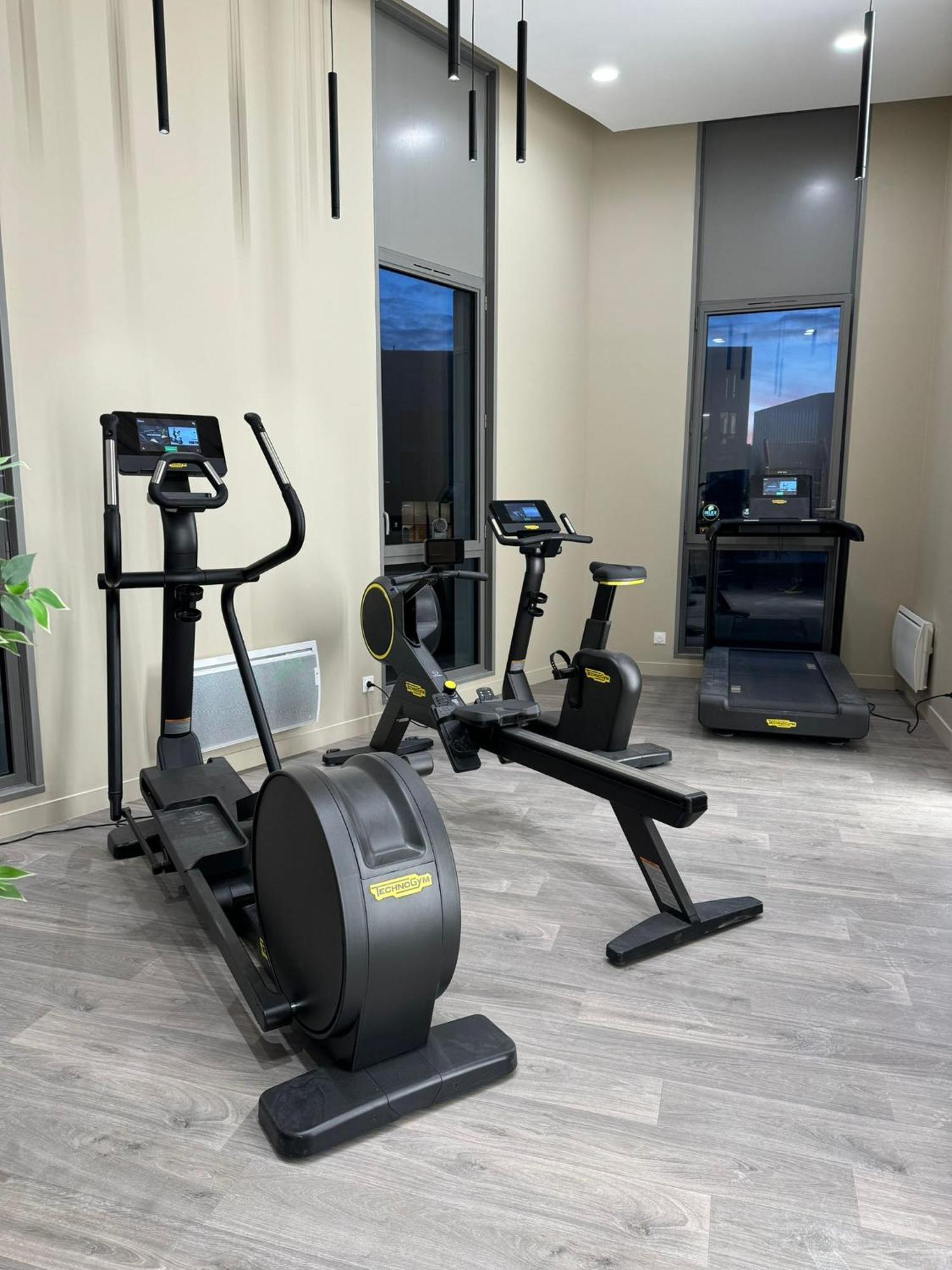 Presqu'ile, Neuf Avec Balcon, Salle De Gym Et Parking * Caen